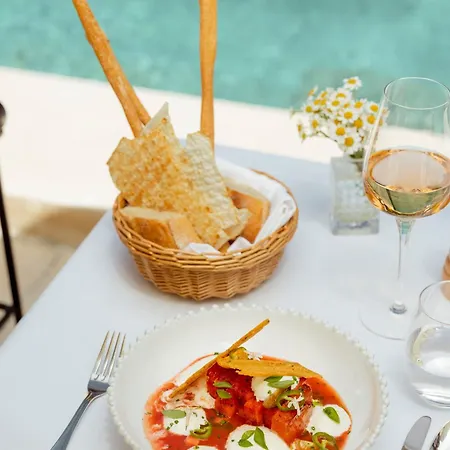 호텔 La Bastide De Tropez 쎙뜨호뻬