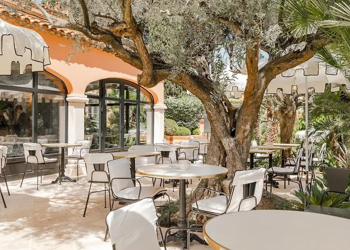 Отель La Bastide De Tropez 5*